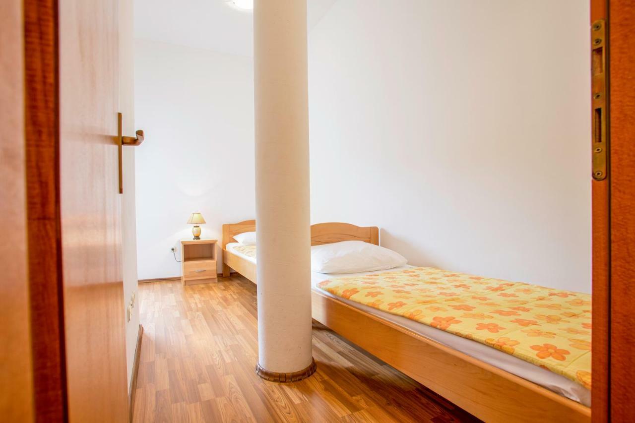 Larus-M Apartments Mimice Kültér fotó